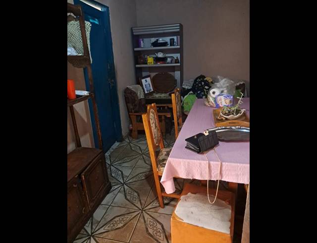 4 BEDROOM HOUSE FOR SALE IN SLOVO PARK